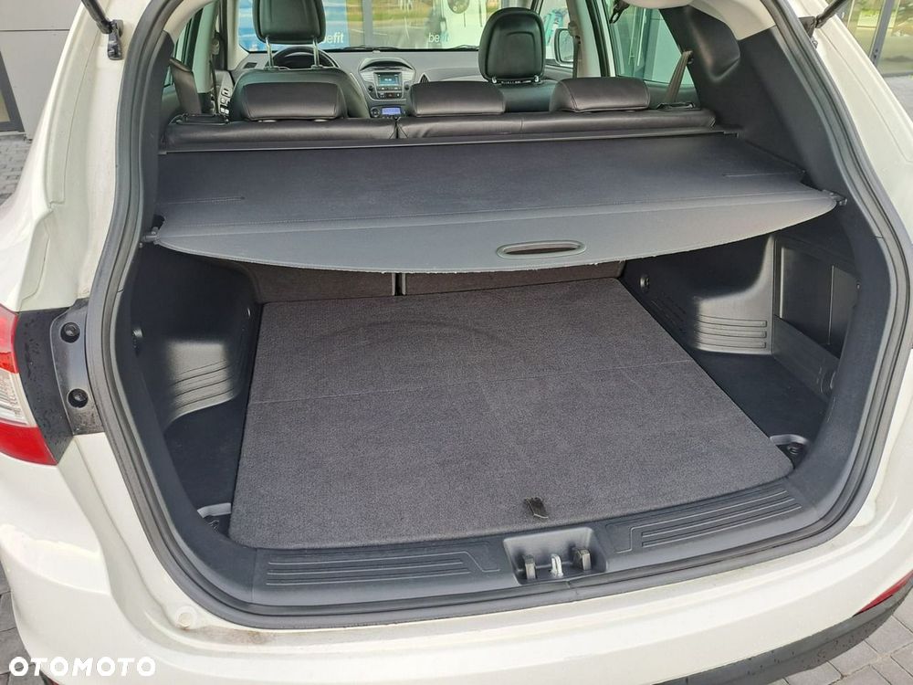 Hyundai ix35 2.0 CRDi 4WD Premium - 24