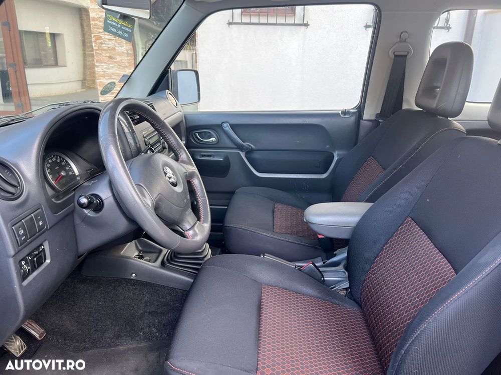 Suzuki Jimny 1.3 JLX - 6