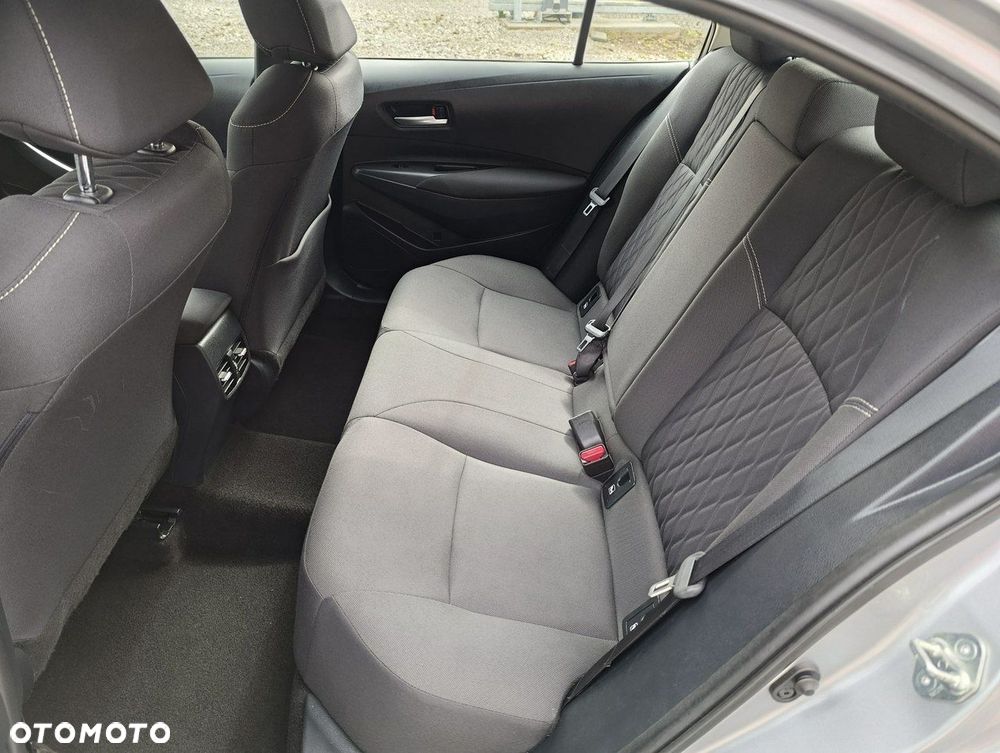 Toyota Corolla 1.5 Comfort - 23