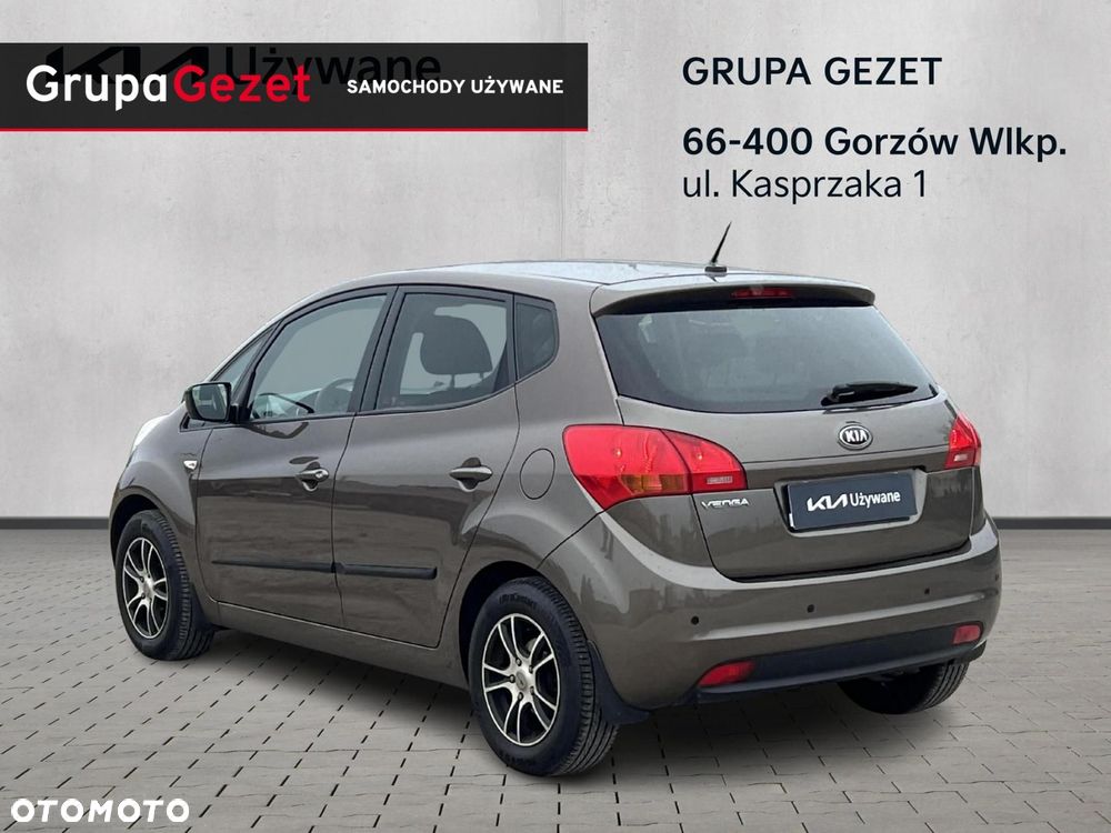 Kia Venga 1.6 L - 3