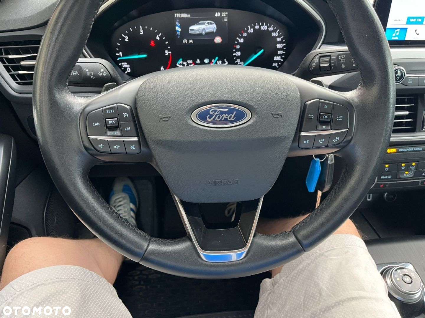 Ford Focus Turnier 1.5 EcoBlue Start-Stopp-System TITANIUM - 20