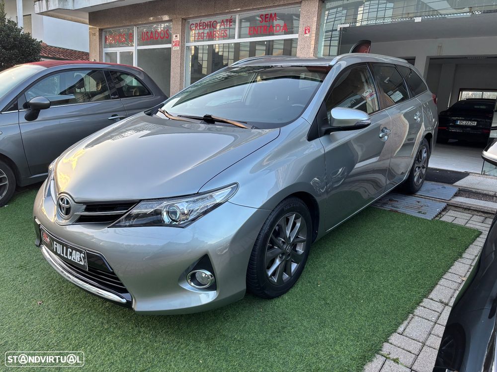 Toyota Auris Touring Sports 1.4 D-4D Design Edition - 2