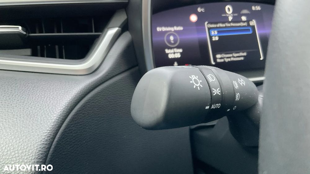 Toyota Corolla Cross 1.8I 2WD Active - 28