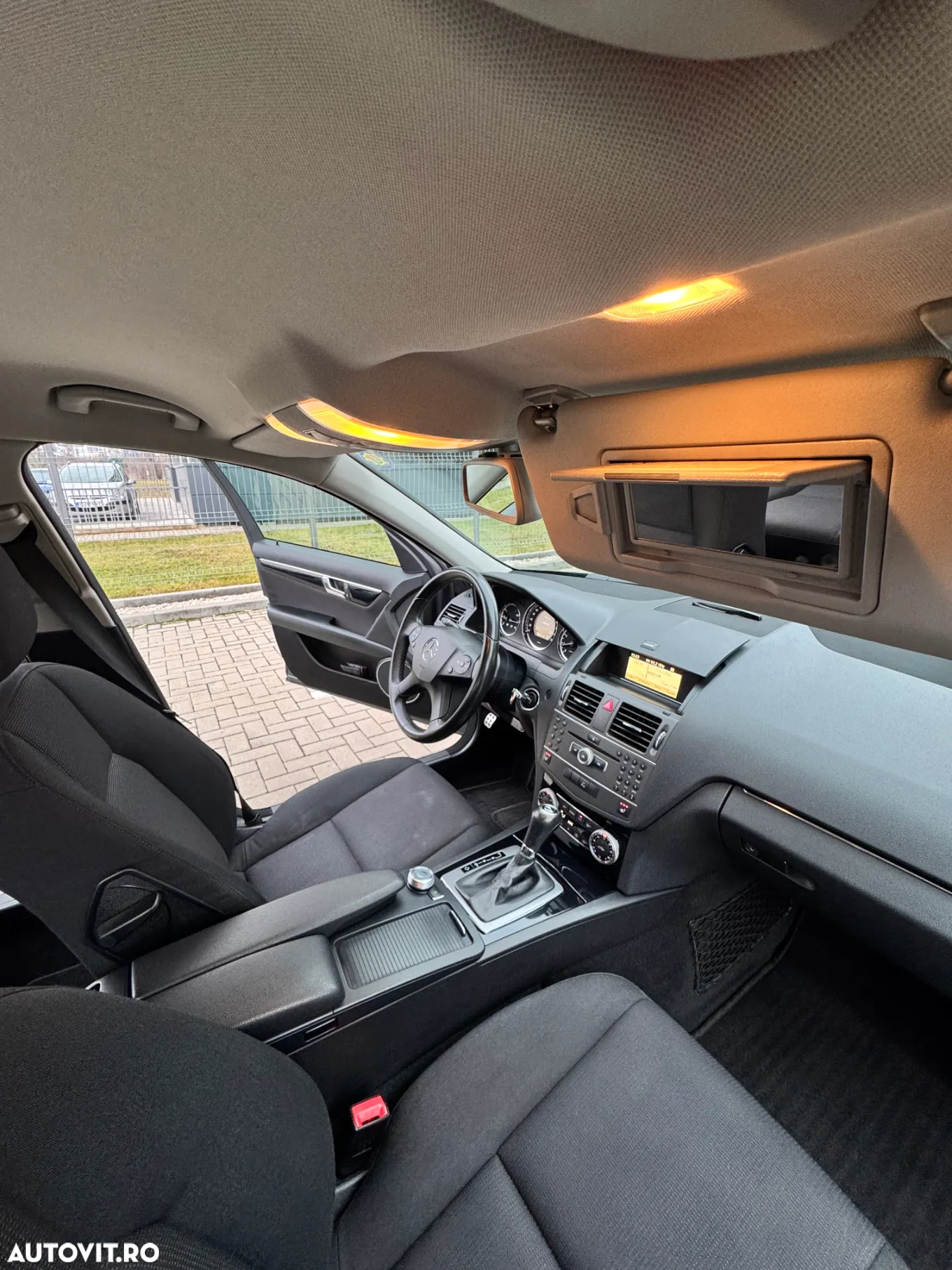 Mercedes-Benz C - 19