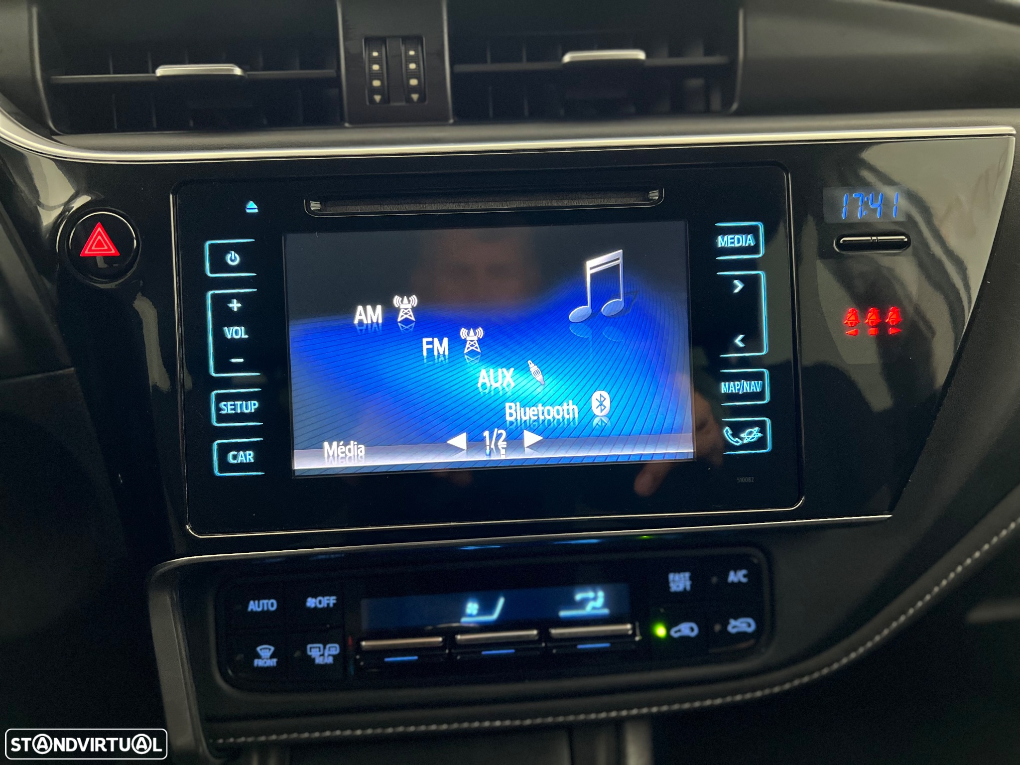 Toyota Auris Touring Sports 1.6 D-4D Comfort +P.Sport+Navi - 13