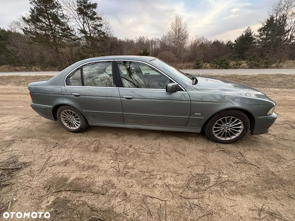 BMW Seria 5 525i - 3