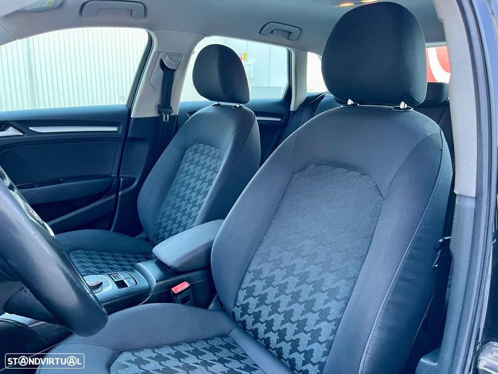 Audi A3 Sportback 1.6 TDI Attraction Ultra - 6