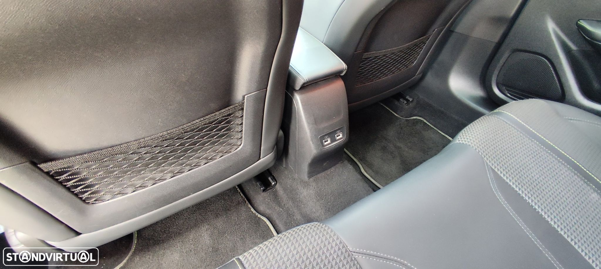 Peugeot 208 1.5 BlueHDi GT - 25
