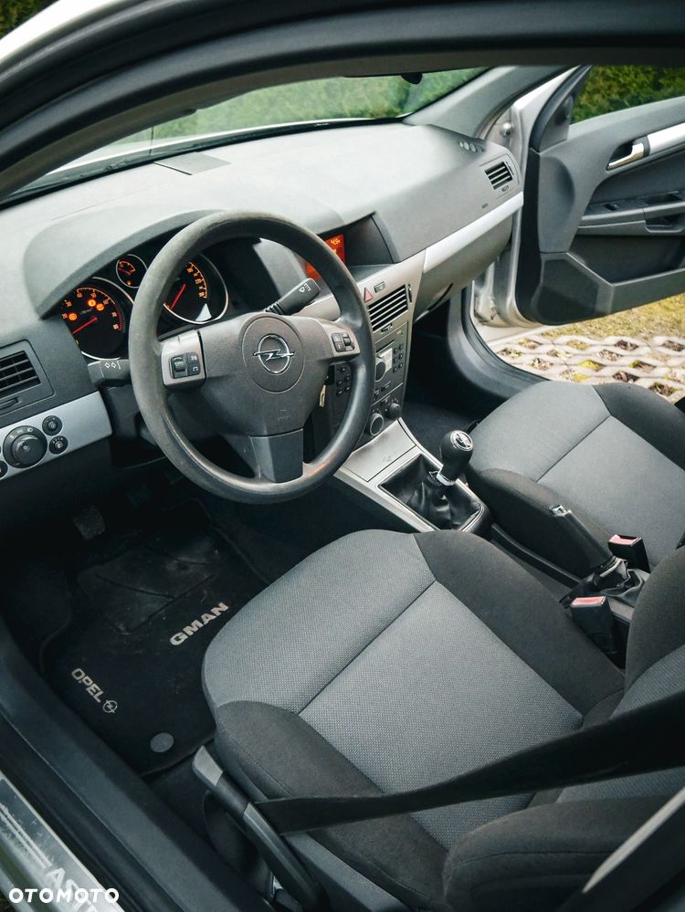 Opel Astra 1.6 - 16