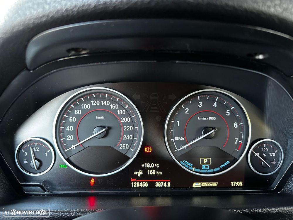 BMW 330 e iPerformance Pack M - 25