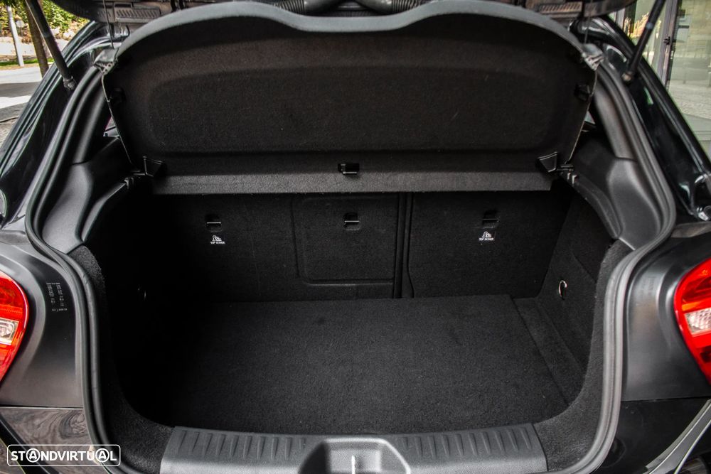 Mercedes-Benz A 180 CDI AMG Line - 28