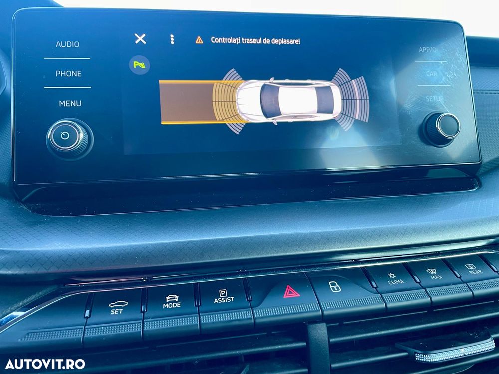 Skoda Octavia 2.0 TDI AMBITION - 11