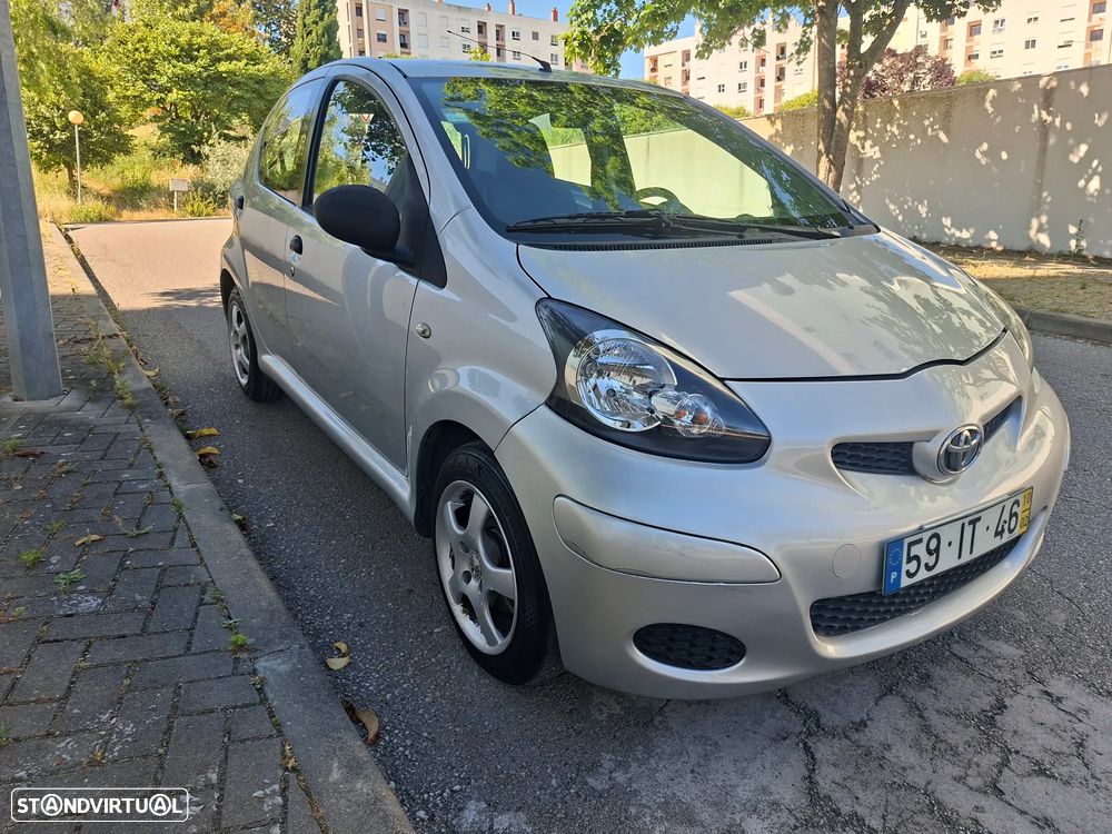 Toyota Aygo 1.0 + AC - 2