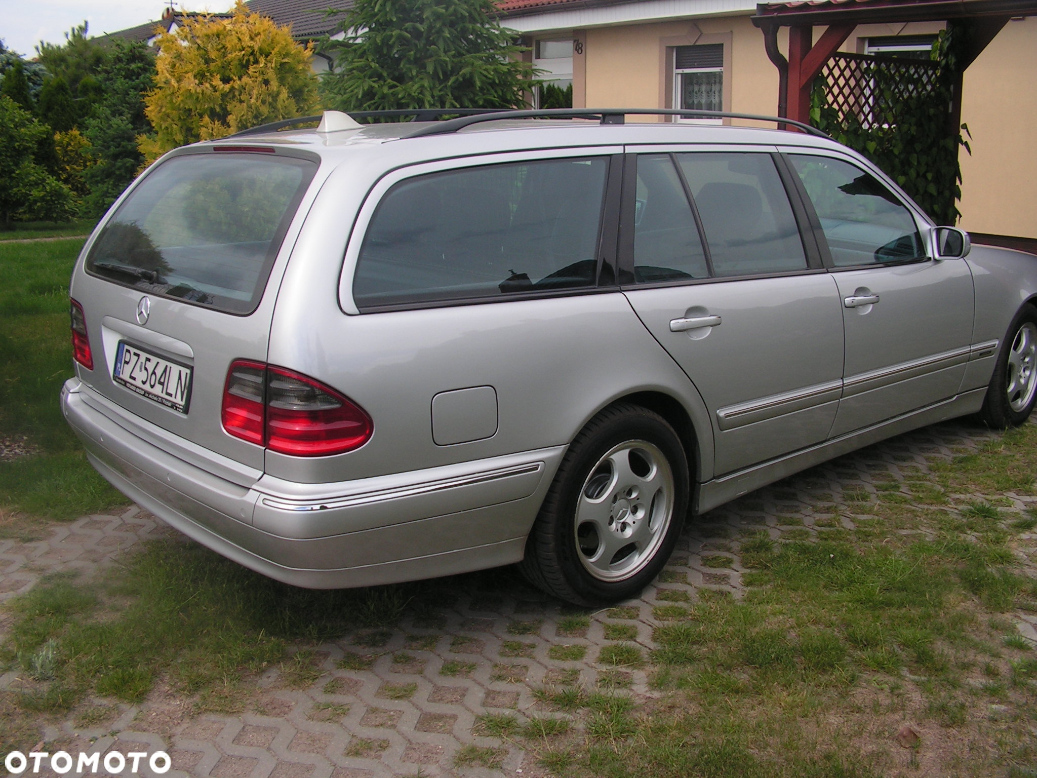 Mercedes-Benz Klasa E - 7
