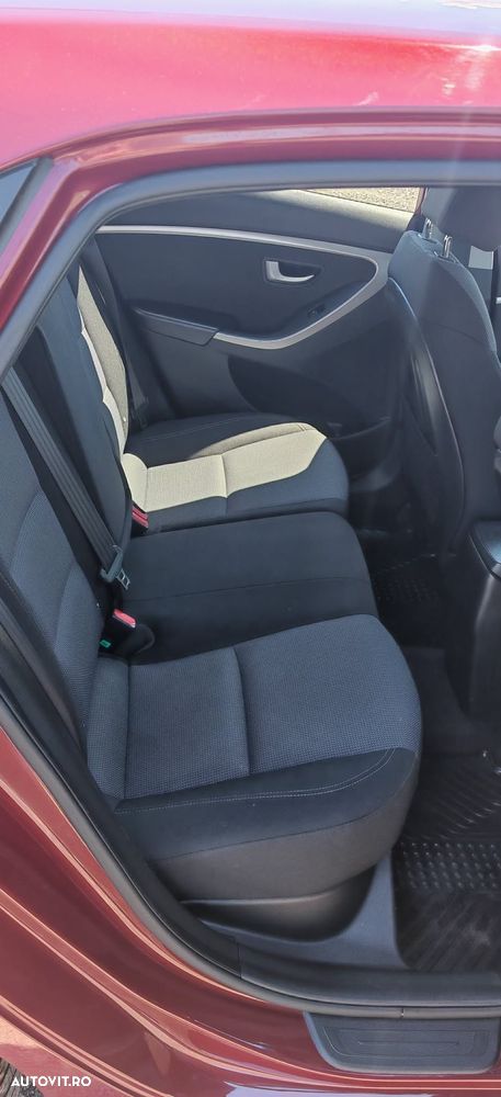 Hyundai i30 1.6 GDI 7DCT 5DR Highway - 4
