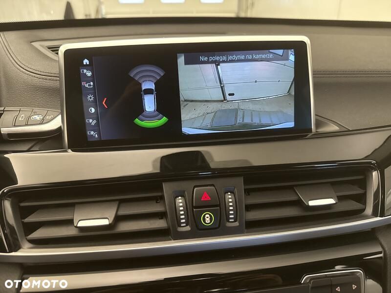 BMW X1 sDrive18i - 15