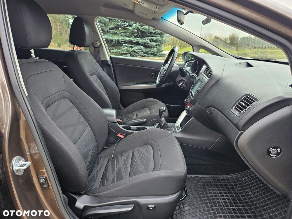 Kia Ceed 1.6 GDI L - 16