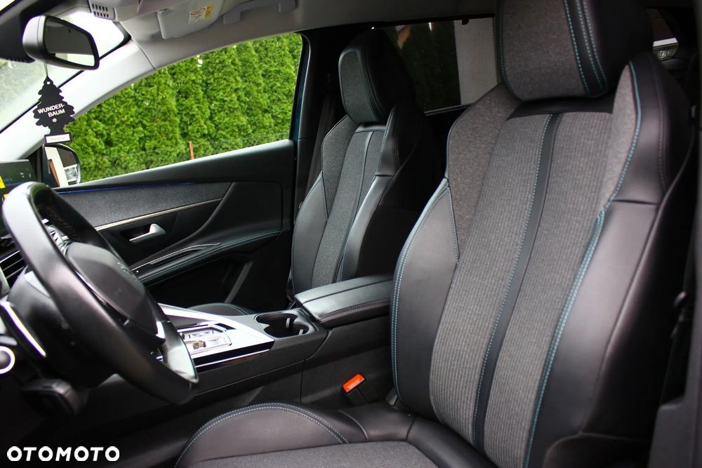 Peugeot 5008 1.5 BlueHDI Allure S&S EAT8 - 25