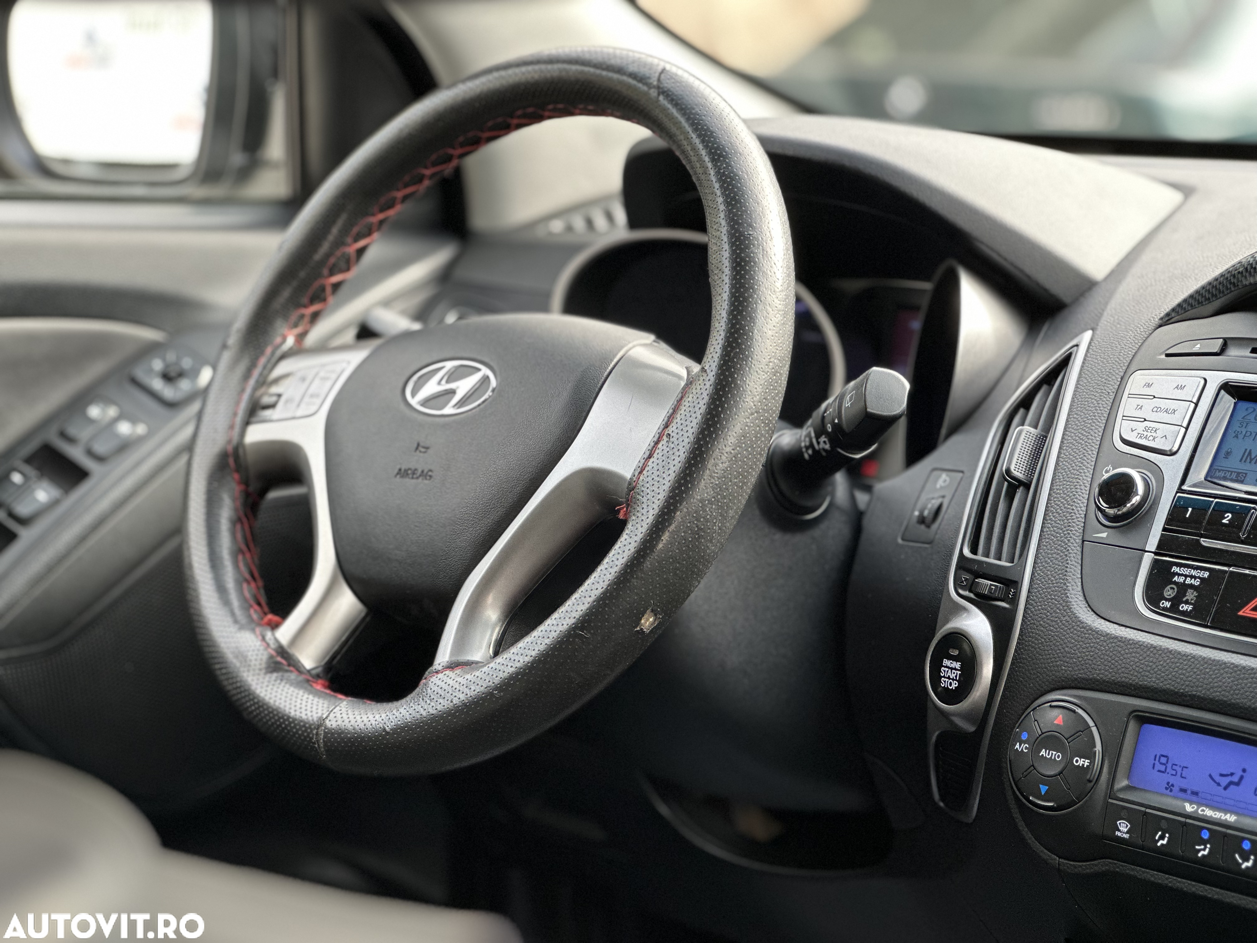 Hyundai ix35 2.0 CRDI High 4WD GLS Aut. Premium - 25