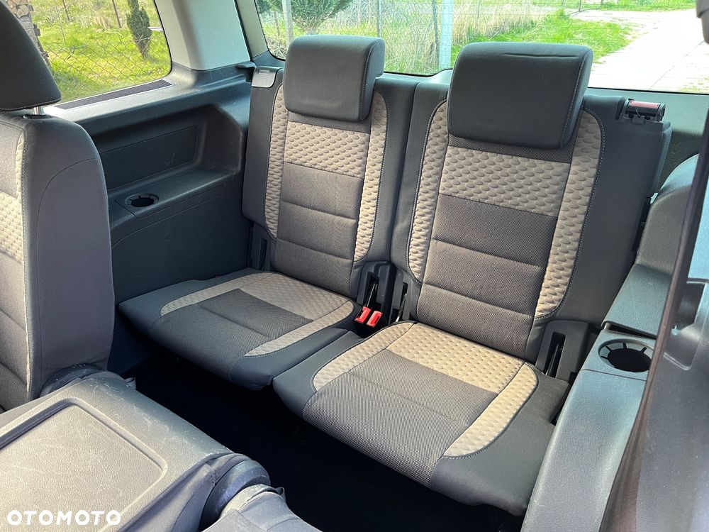 Volkswagen Touran 1.9 TDI United - 9