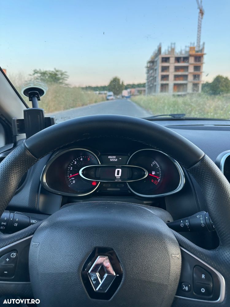 Renault Clio 1.5 dCi Zen - 6