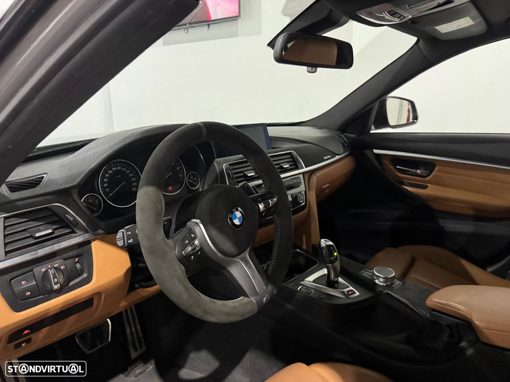 BMW 330 e iPerformance Pack M - 9