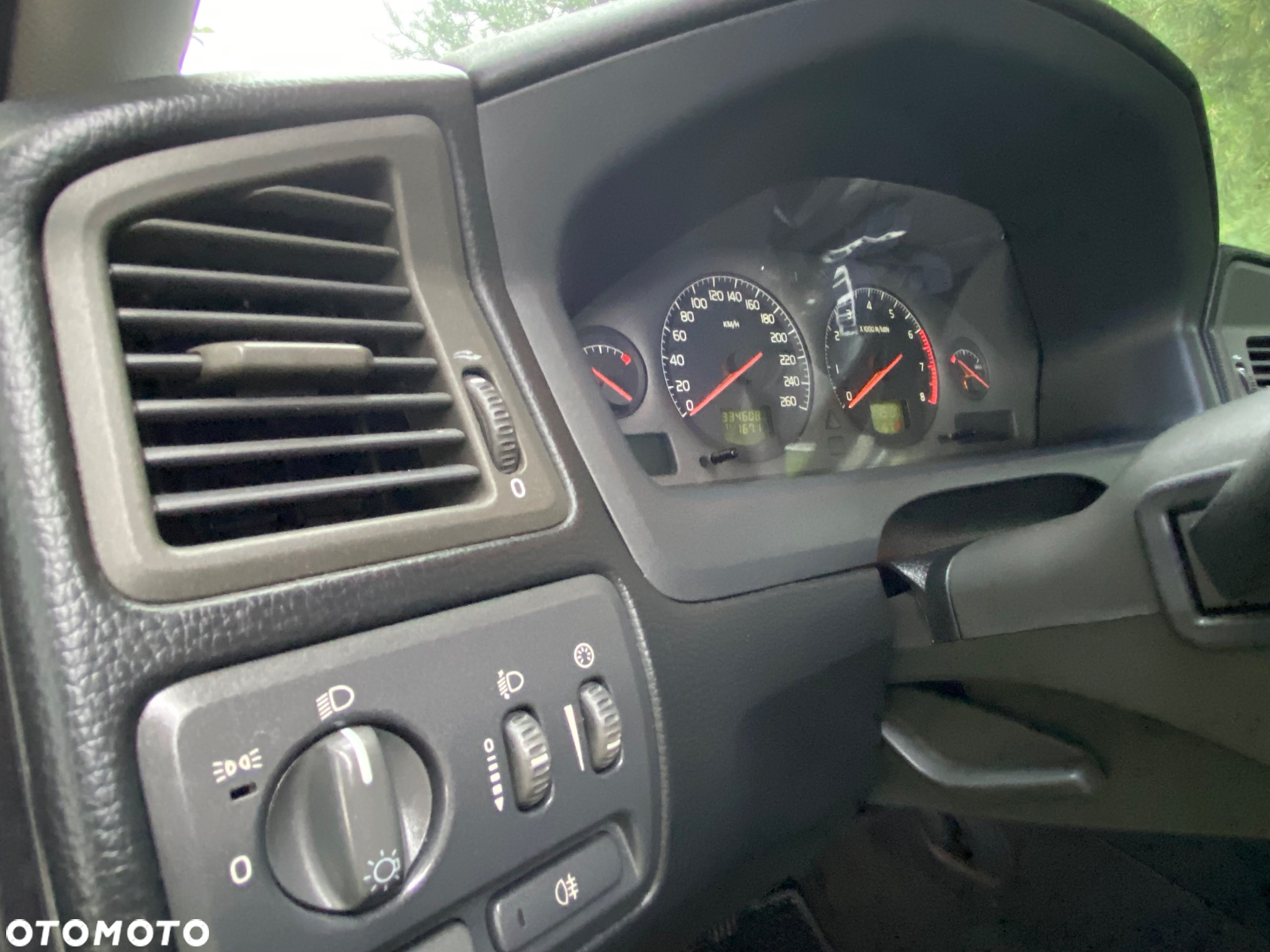 Volvo V70 2.4 - 37