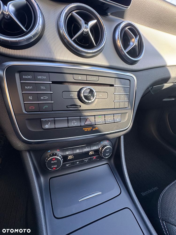 Mercedes-Benz CLA 250 7G-DCT - 5