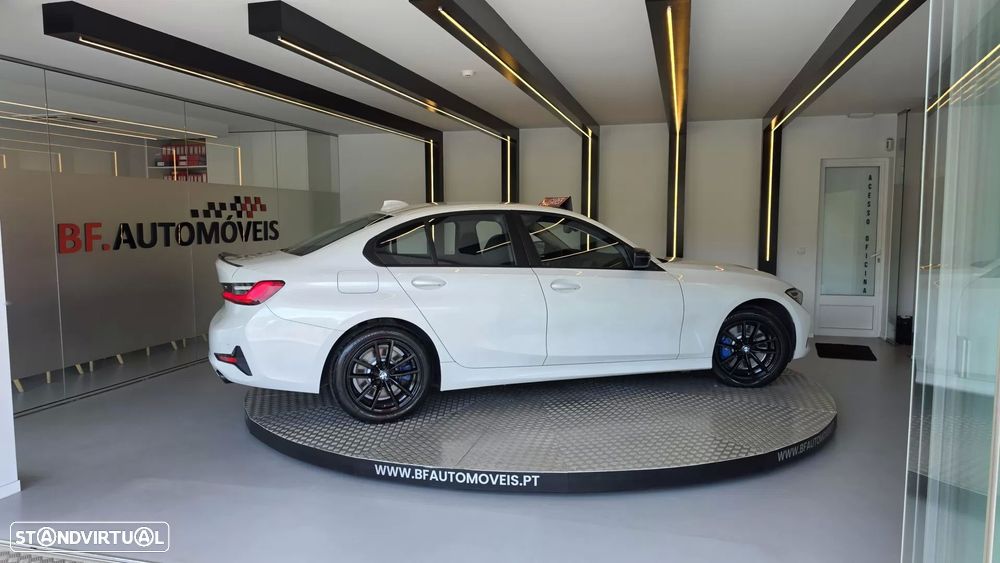 BMW 330 e Line Sport Auto - 8