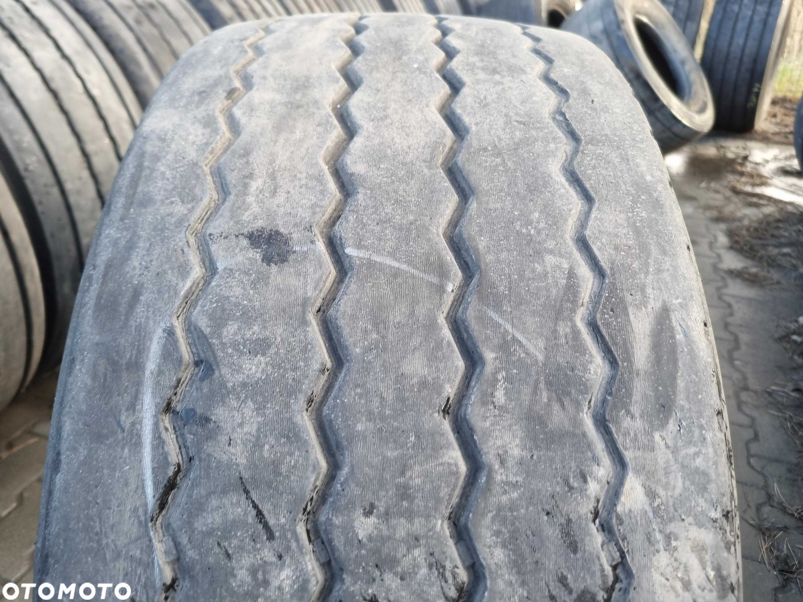 385/55R19.5 Opona DOUBLE COIN RR905 4-8mm Naczepa RR 905 - 4