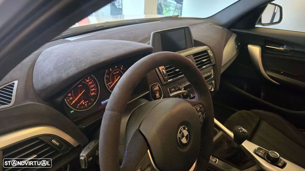 BMW 118 d Pack M - 35