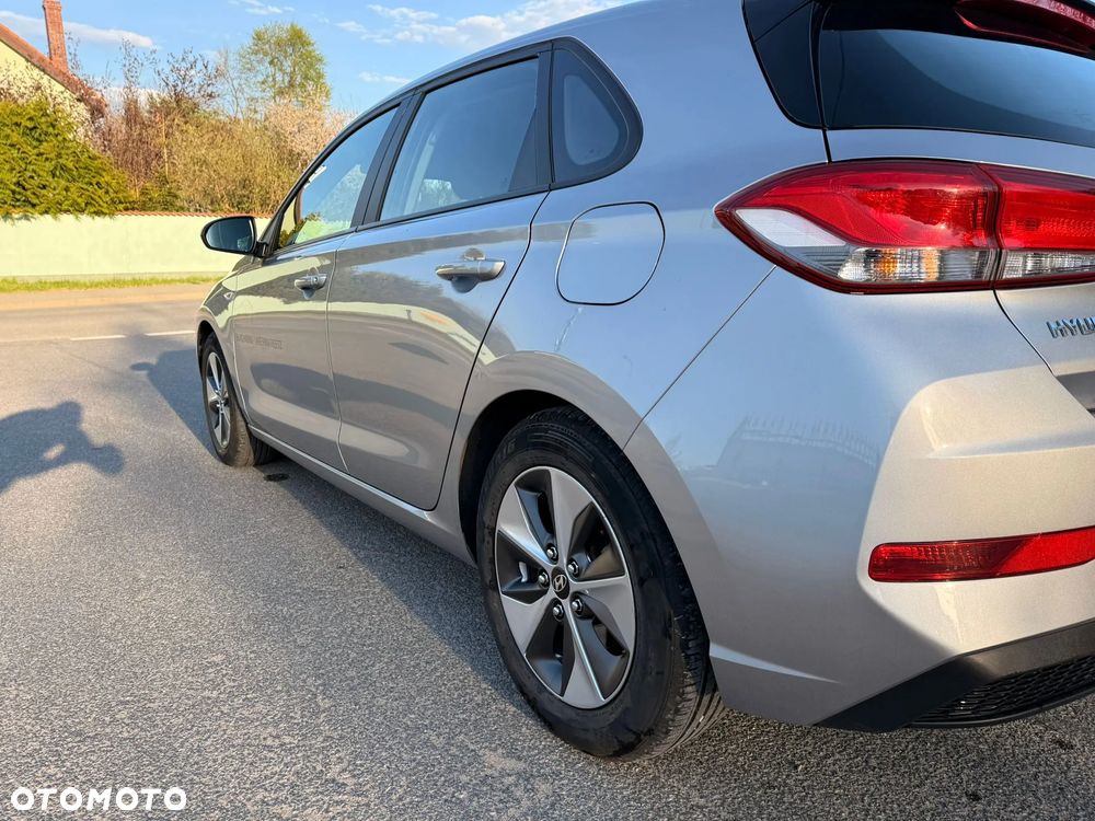 Hyundai i30 1.5 DPI Classic + - 8