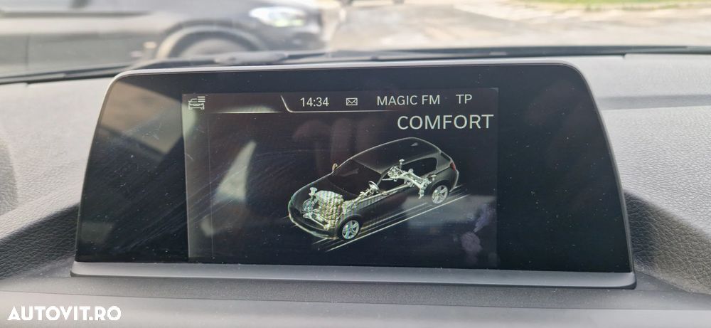 BMW Seria 1 125d Aut. Sport Line - 31