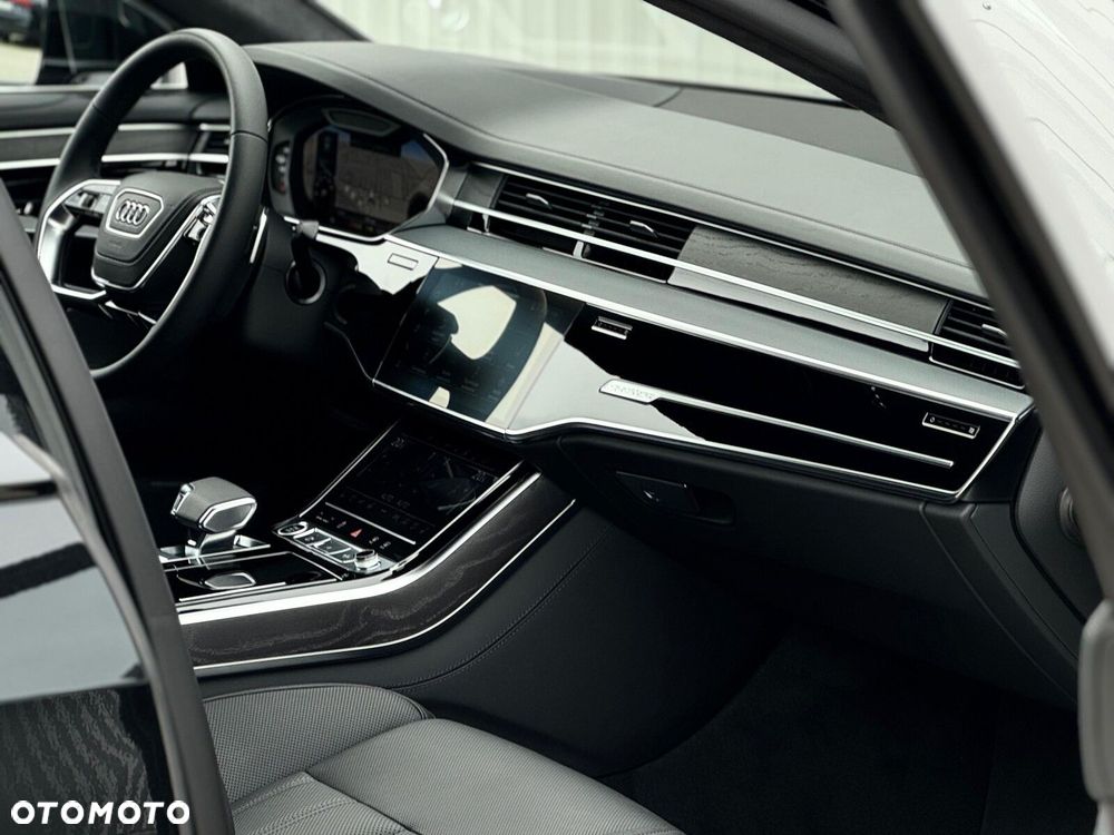 Audi A8 - 9