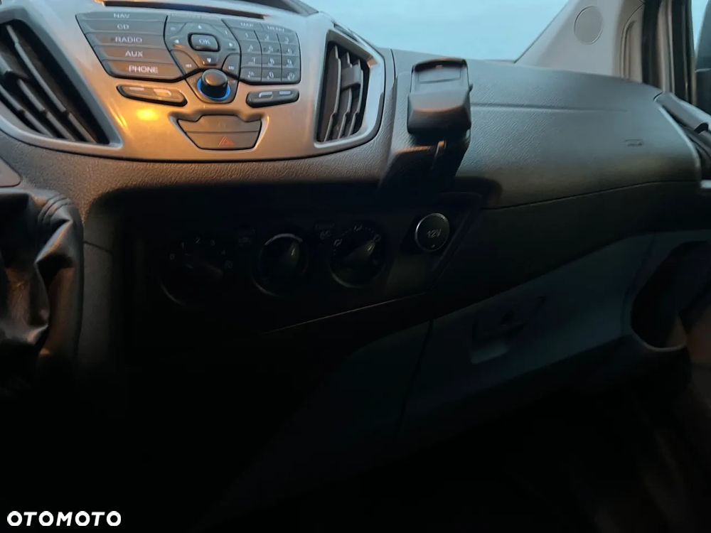 Ford Transit Custom - 13