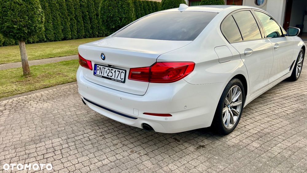 BMW Seria 5 520d xDrive Sport Line sport - 3