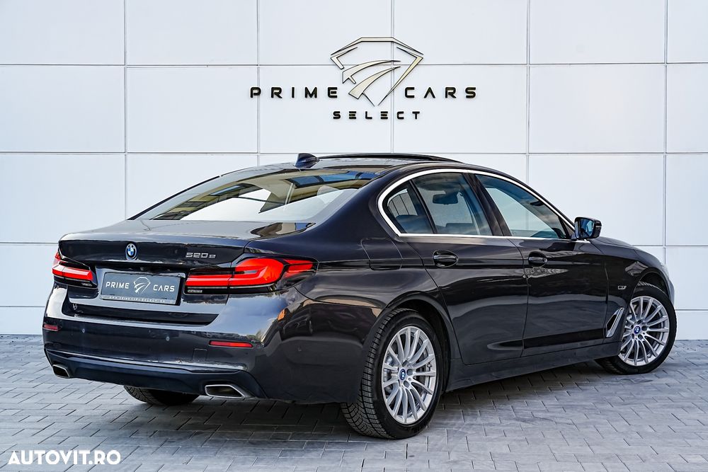 BMW Seria 5 520e Aut. - 10
