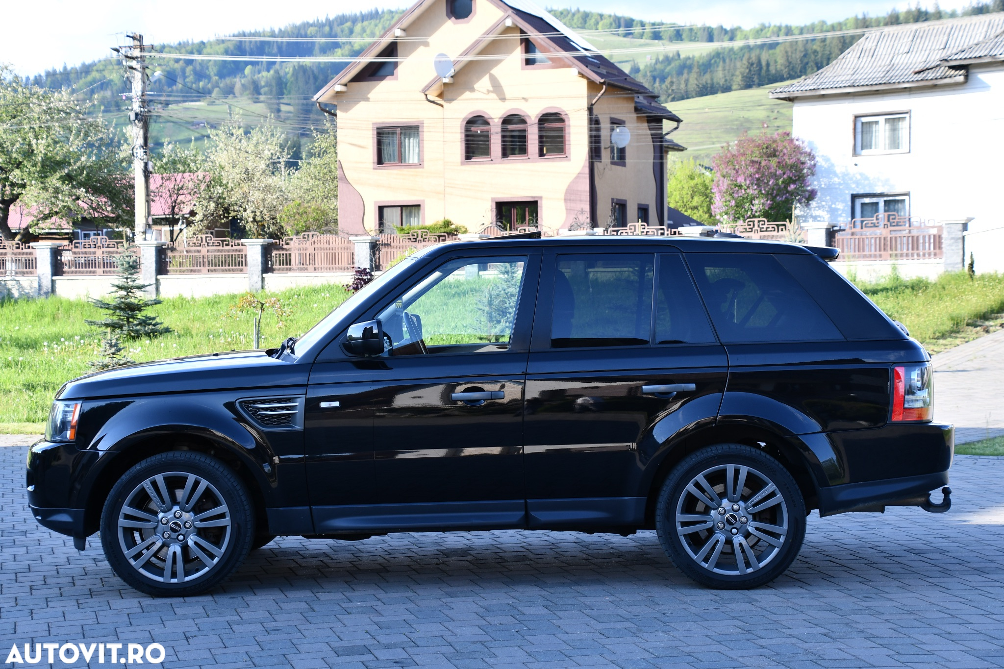 Land Rover Range Rover Sport 3.0 TDV6 SE - 3