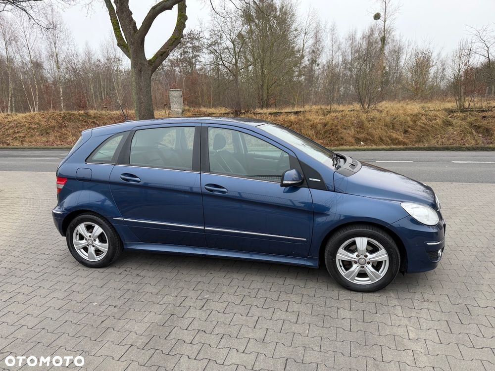 Mercedes-Benz Klasa B 180 - 4