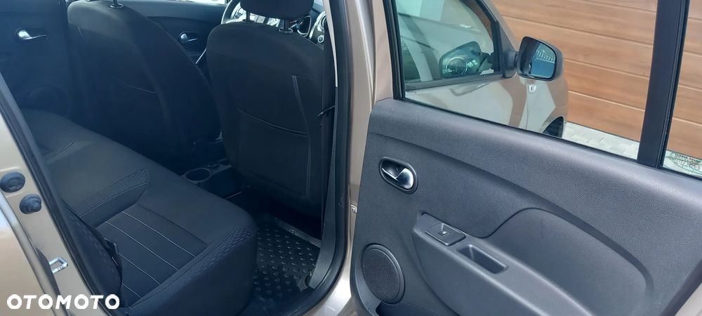 Dacia Sandero 1.0 TCe Laureate S&S - 11