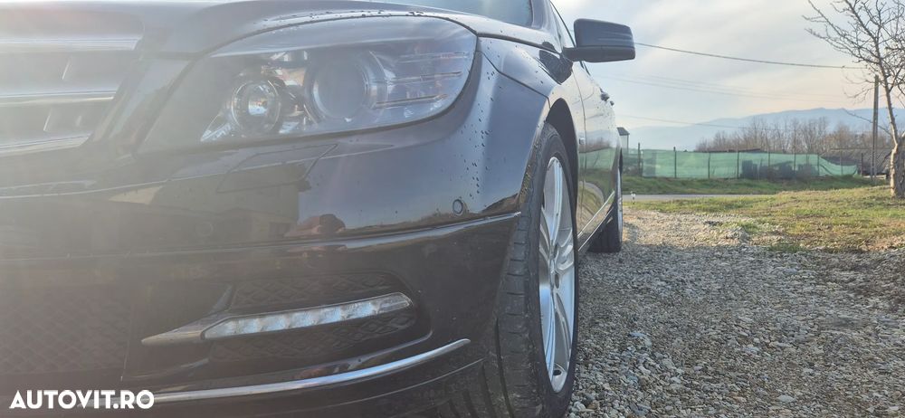 Mercedes-Benz C 200 CDI DPF Automatik BlueEFFICIENCY - 22