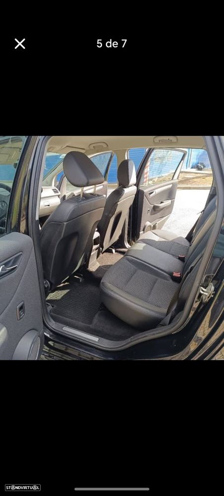 Mercedes-Benz B 200 CDI - 4