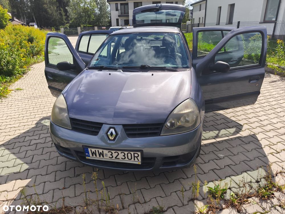 Renault Clio - 11