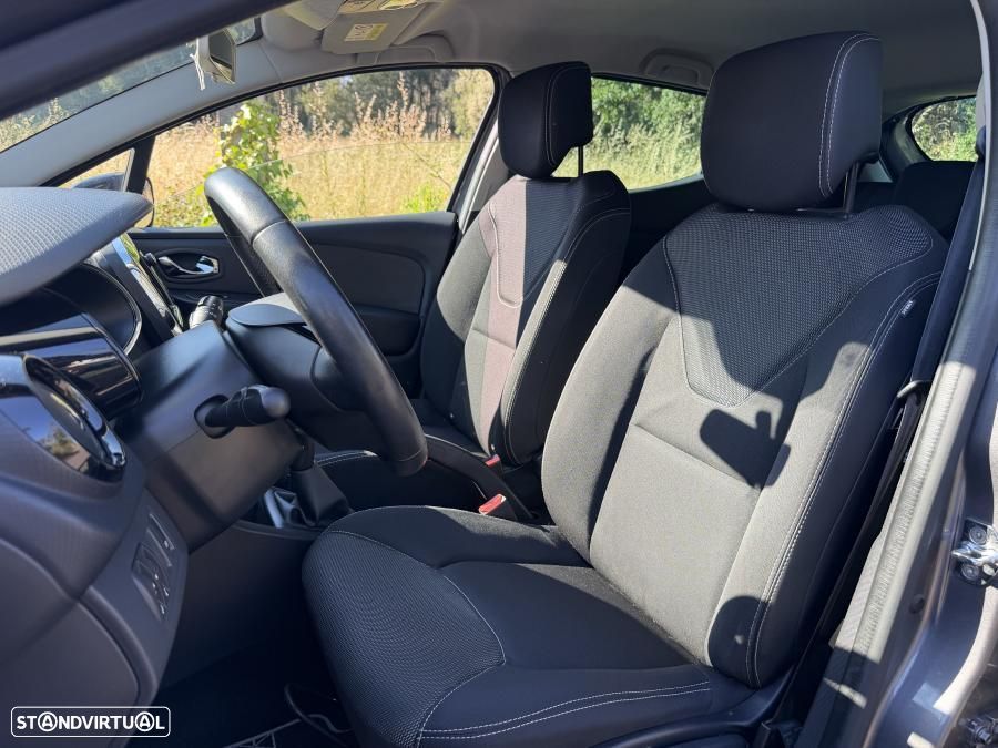 Renault Clio 0.9 TCE Dynamique S - 11