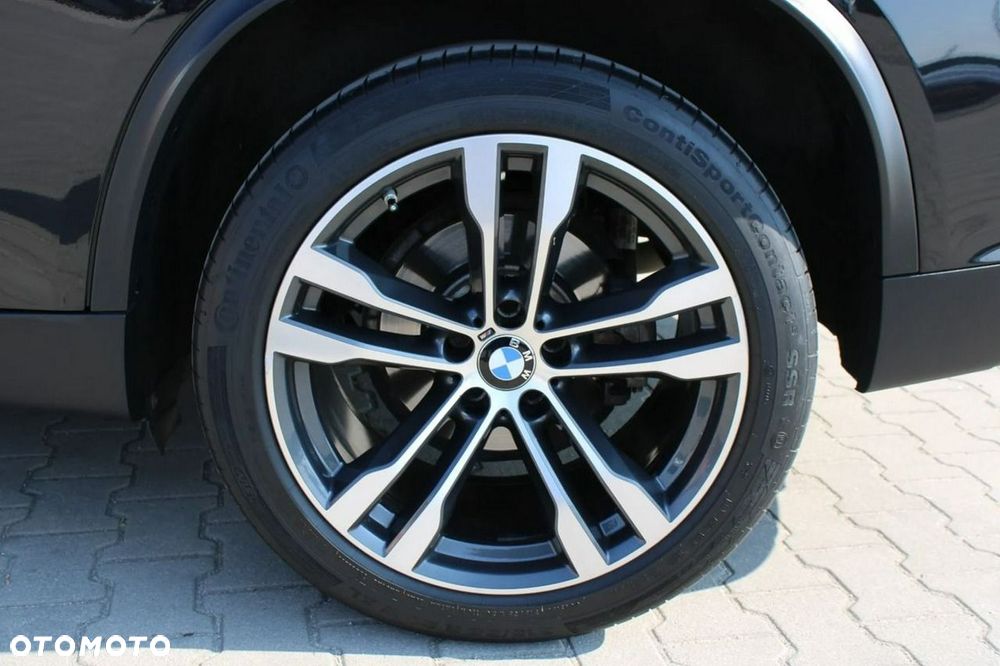 BMW X5 xDrive30d - 38