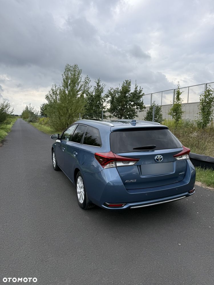 Toyota Auris Hybrid 135 Prestige - 5
