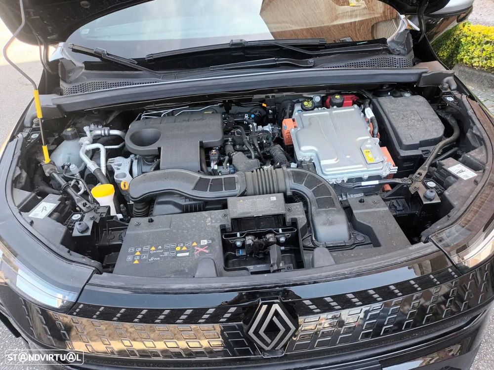 Renault Captur 1.6 E-Tech Full Hybrid Techno - 24