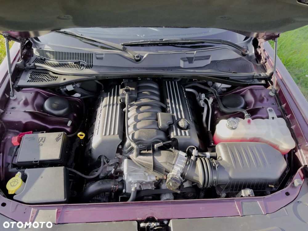 Dodge Challenger 6.4 Scat Pack - 11