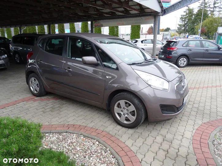 Kia Venga 2011 photo 4