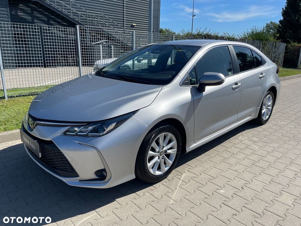 Toyota Corolla 1.8 Hybrid Comfort - 18